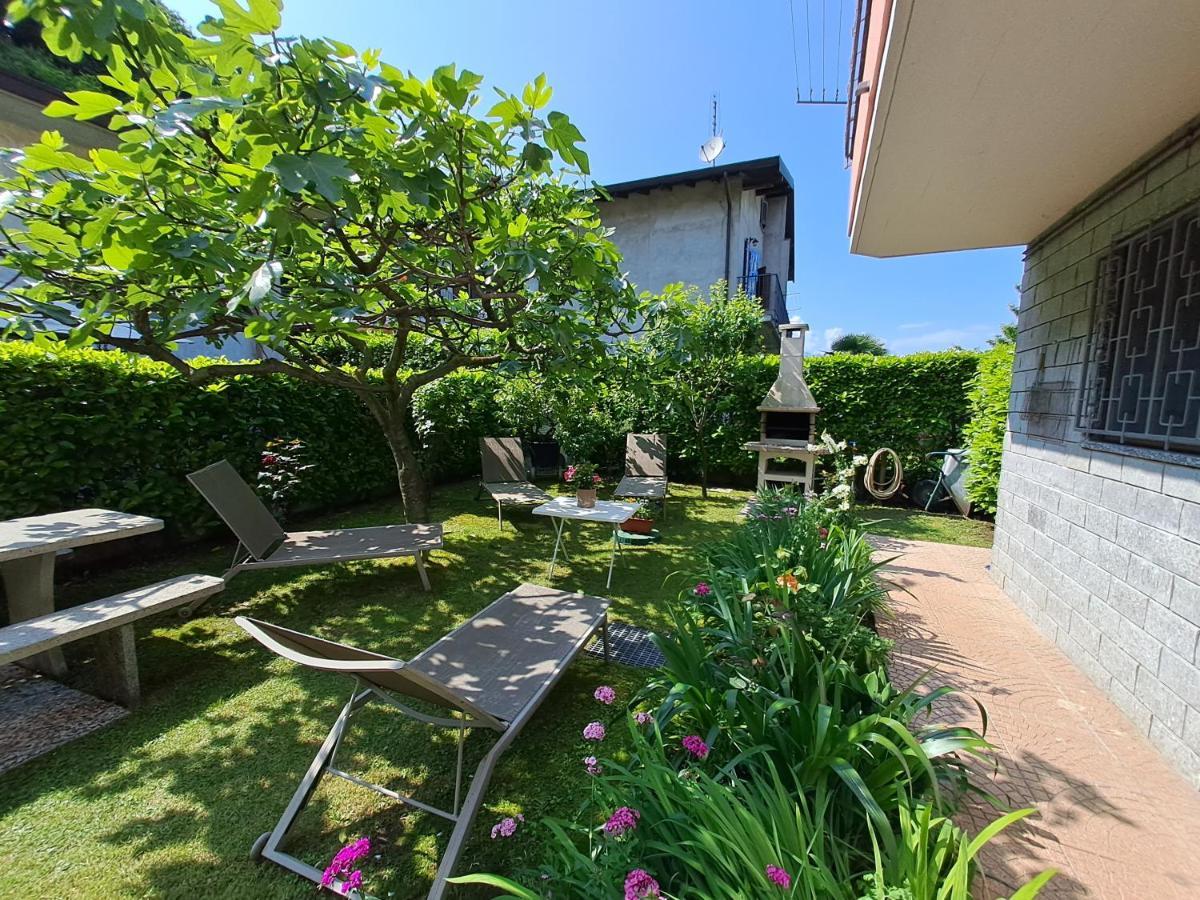 Casa Vacanze Kristina Brissago-Valtravaglia Exterior photo