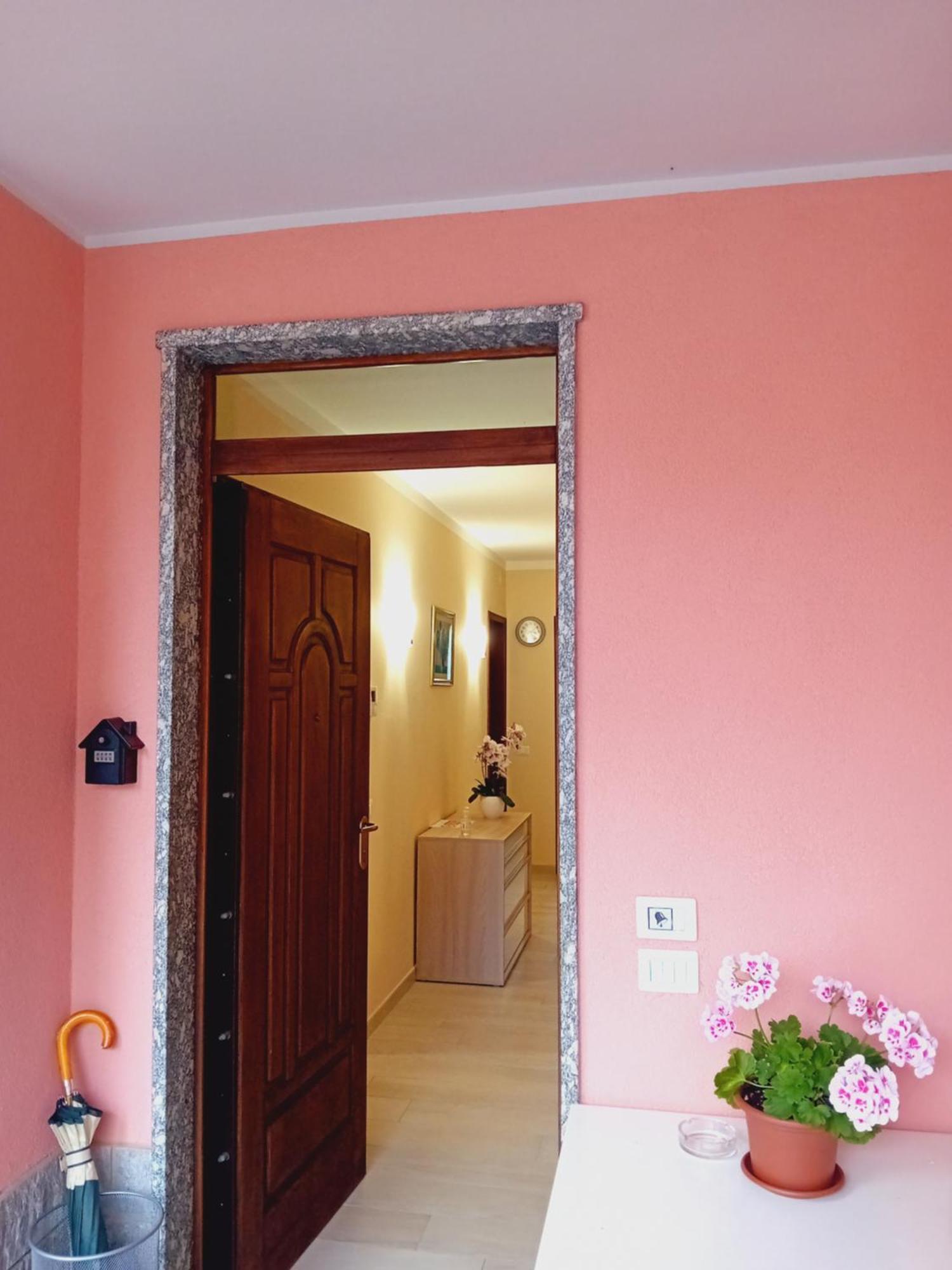Casa Vacanze Kristina Brissago-Valtravaglia Exterior photo